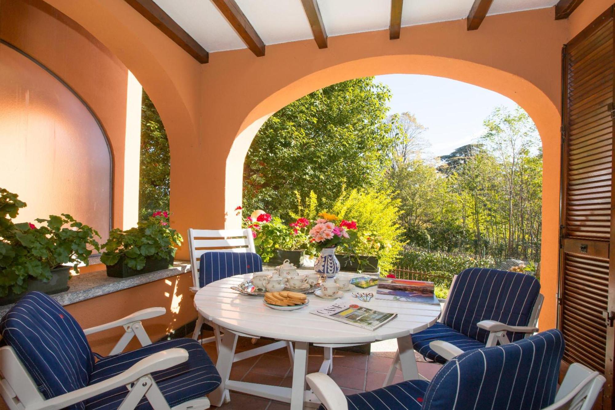 Apartamento Menaggio Poggio Fiorito Loggetta Exterior foto